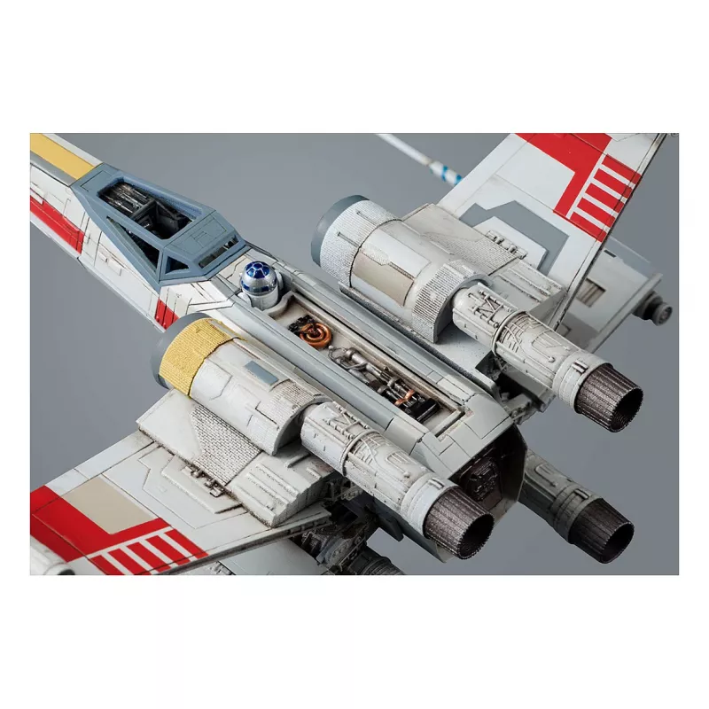 Atspoles modeļa montāžas komplekts REVELL mērogā 1:72 — X-Wing Starfighter, garums 100 mm