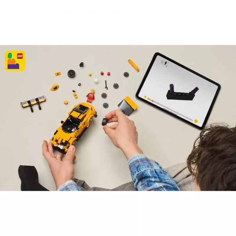 Konstruktors LEGO Porsche 911 GT3 RS Speed Champions 77239 — mērogā 1:18, 348 detaļas, 9+ gadi