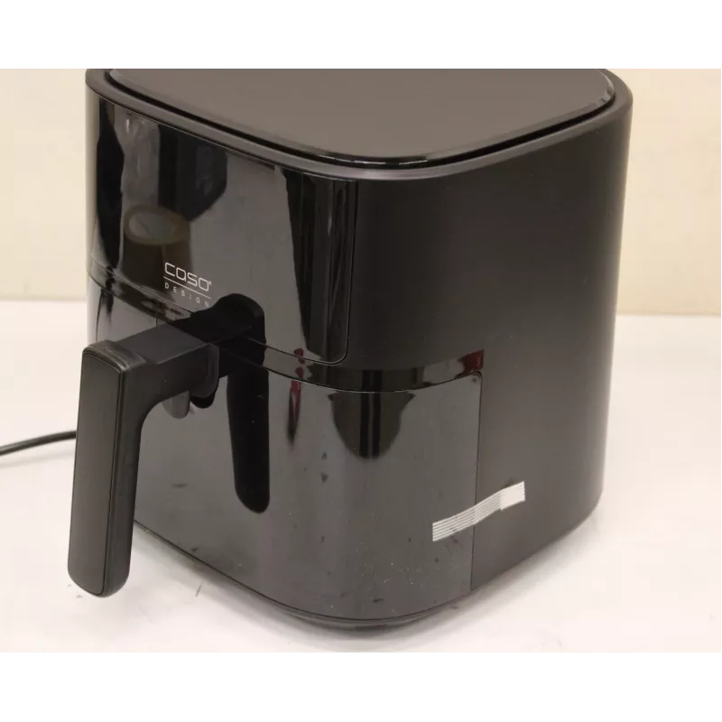 Caso Designer gaisa fritieris AirFry 6.0, tilpums 6 L, melns | Caso Designer gaisa fritieris | AirFry 6.0 | jauda 1700 W | tilpums 6 L | melns | BOJĀTS IEPAKOJUMS, MAZS IEDUMS UZ SĀNIEM