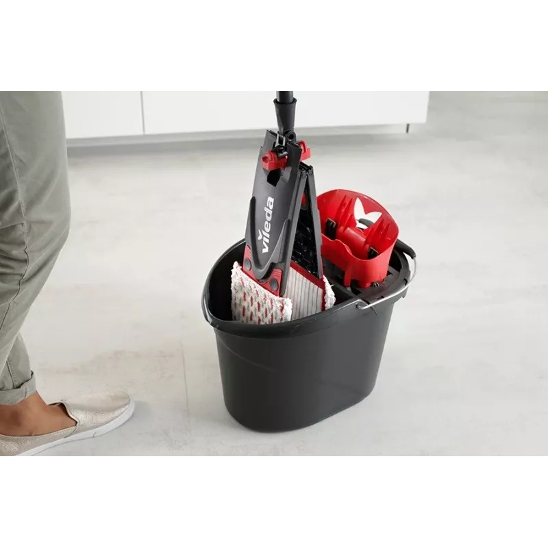 VILEDA mops Ultramax XL Box — mazgājama mikrošķiedra, 360° rotējoša galva, salokāms, cietām grīdām