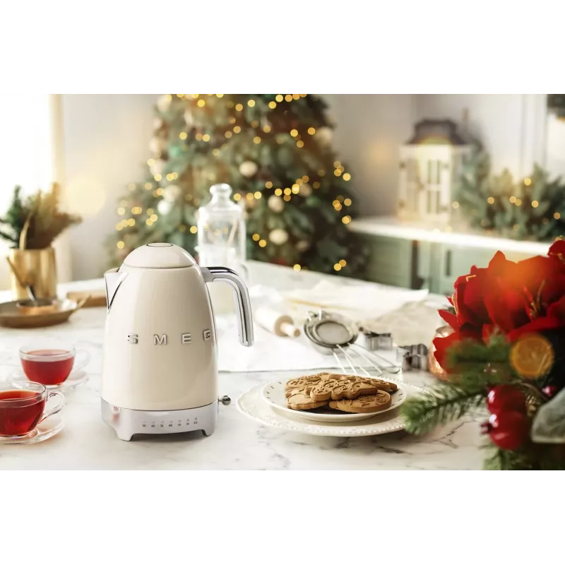 Elektriskā tējkanna Smeg 1.7L 2400W Cream