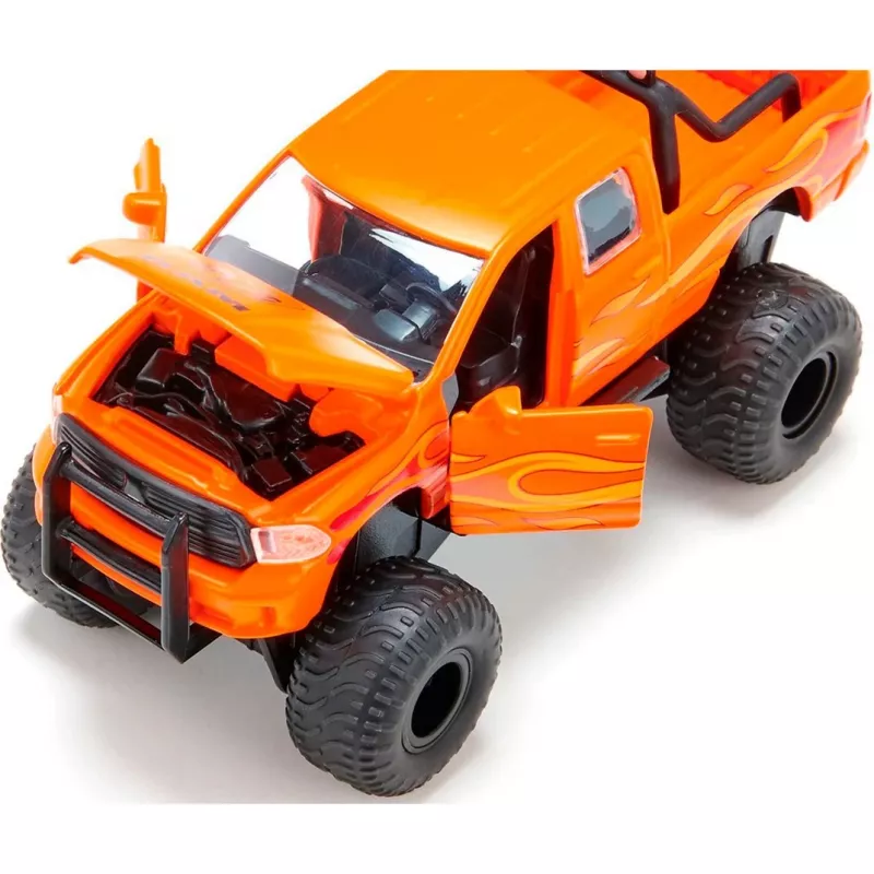 Siku RAM1500 ar balona tipa riepām Pikapa modelis Salikts 1:50