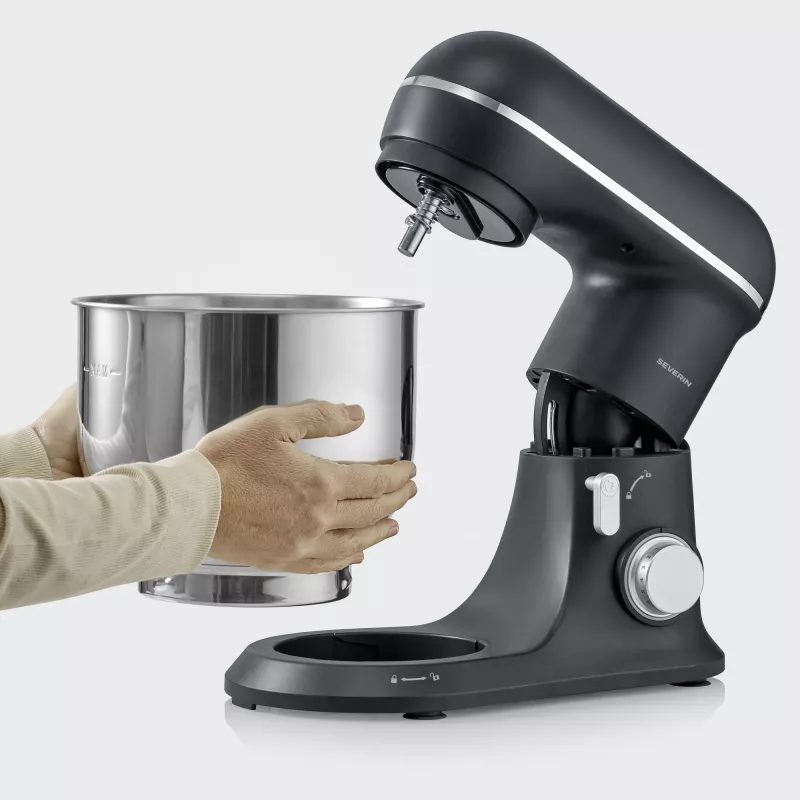 Virtuves kombains SEVERIN KM 3899 — 1200 W, 5,3 L nerūsējošā tērauda bļoda, melna