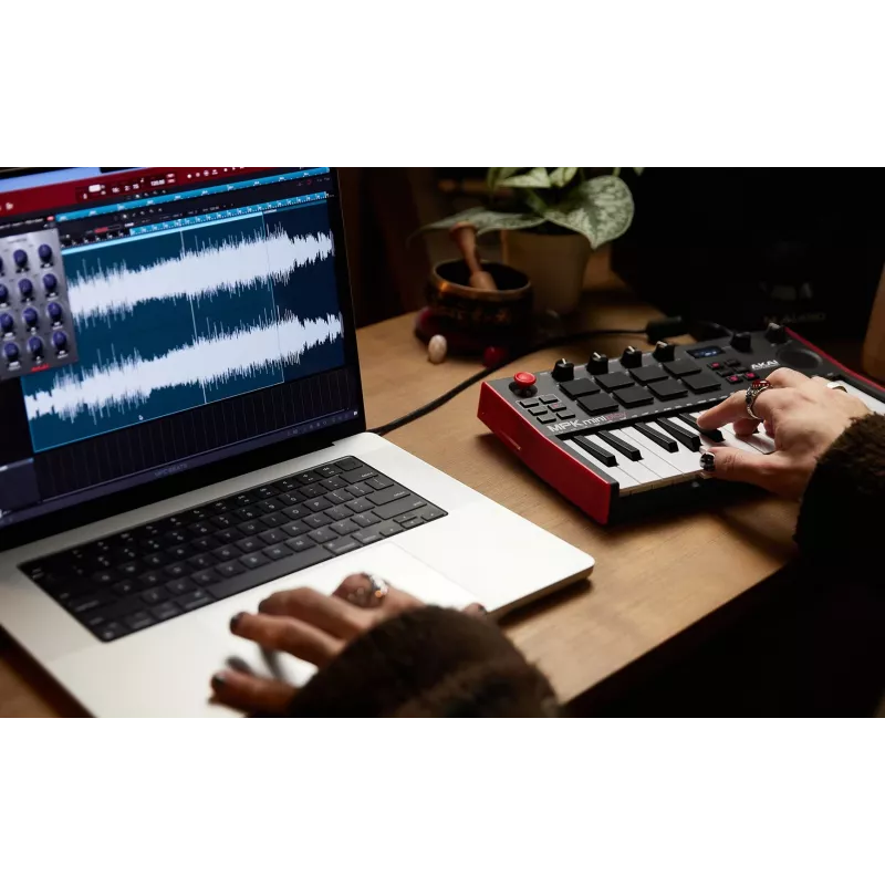 MIDI tastatūra Akai MPK Mini Play Mk3 25 taustiņi USB Melns Sarkans