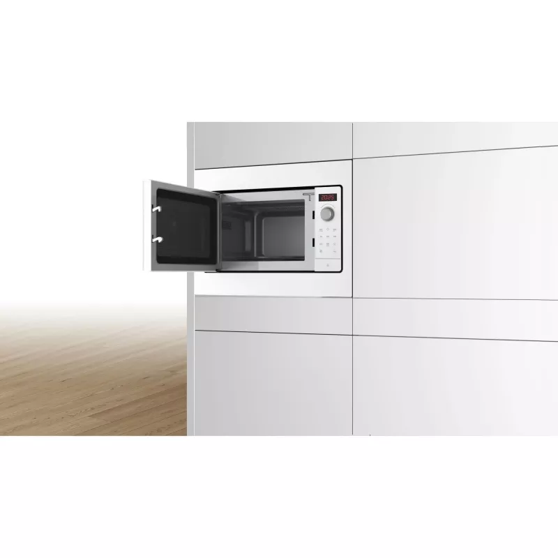 Iebūvējamā solo mikroviļņu krāsns Bosch BFL523MW3, 800 W, 20 L, balta, skārienvadība un rotācijas vadība