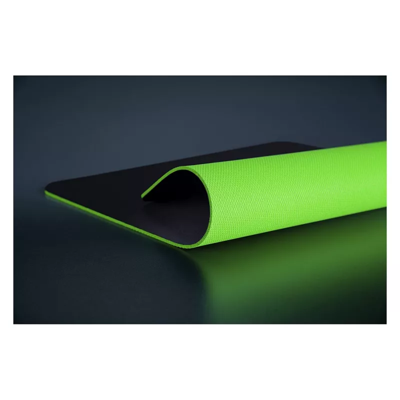 Peles paliktnis Razer Gigantus V2 Medium