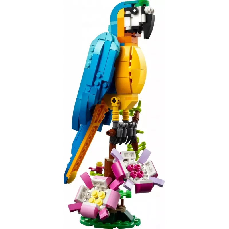 LEGO komplekts Exotic Parrot 31136 — Creator vitrīnas modelis, 253 detaļas, 220×120×110 mm