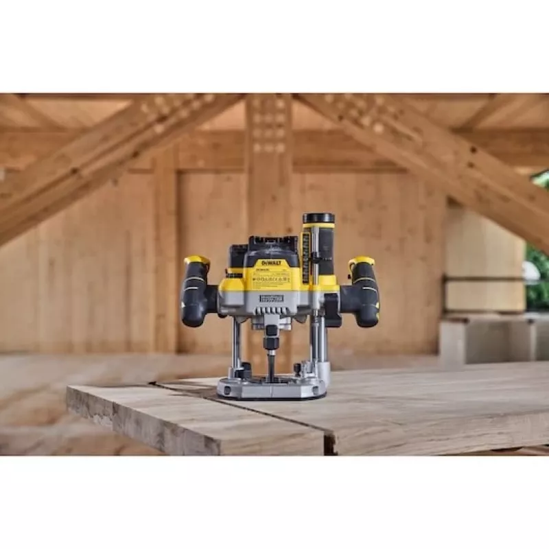Plunge Router DeWalt DCW620NT-XJ, bezsuku akumulatora, 18V, 1600W jauda, 11–23k RPM, 12,7 mm patrona, putekļu izvads, LED, 3,6 kg, futrālis