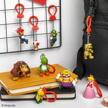 Backpack Buddies atslēgu piekariņu komplekts Paladone Super Mario CDU ar 24 gab. – dažādi tēli, kolekcionējami aksesuāri