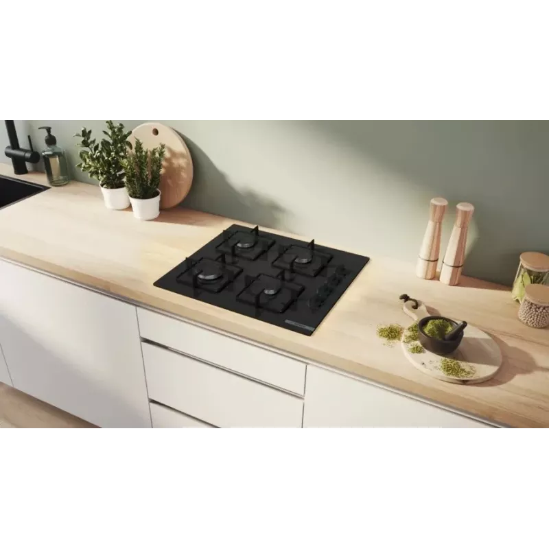 Iebūvējamā gāzes plīts virsma Bosch Serie 2 POP6B6K30 60 cm, 4 gāzes zonām, melns rūdīts stikls, grozāmie slēdži