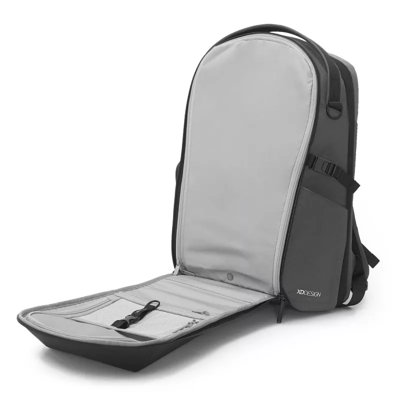 Mugursoma XDDESIGN Bizz pelēka P705.932 — ūdensizturīga, viegla pilsētas mugursoma