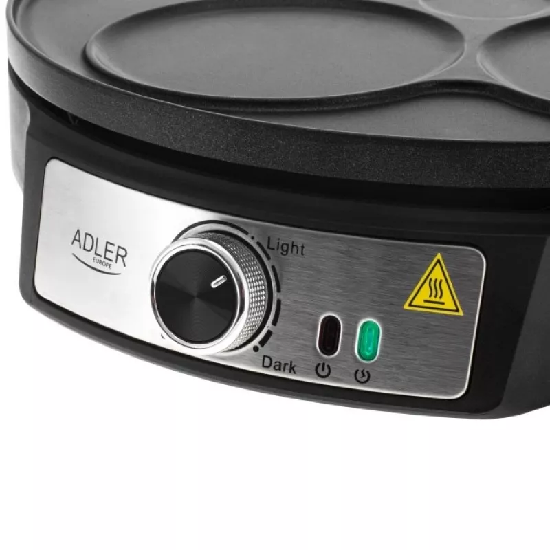Elektriskā tējkanna Adler AD 3093 — 1,7 L tilpums, 2200 W jauda