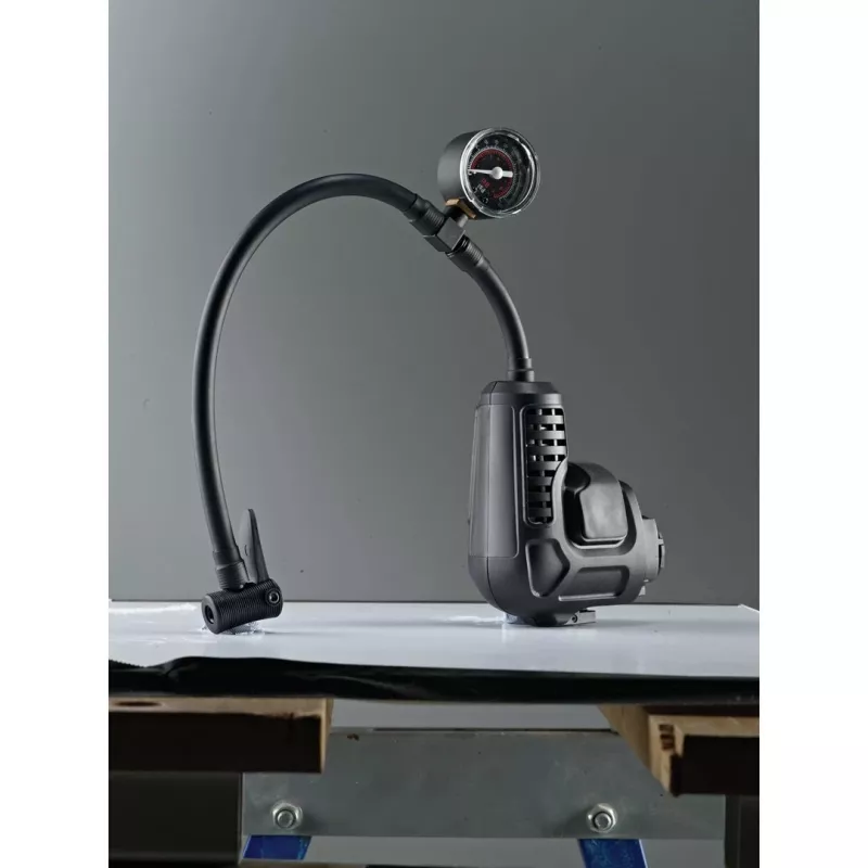 Black & Decker MT218K-QW oscilējošais daudzfunkciju instruments Melns, Oranžs 8500 OPM