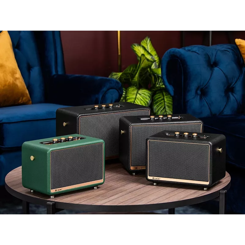 Pārnēsājams stereo skaļrunis TRACER M45 melns — Bluetooth 5.0, 45 W RMS, FM radio, iebūvēts mikrofons, bateriju darbināms