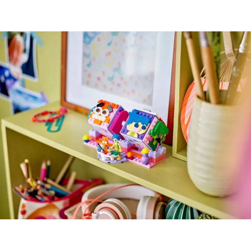 Konstrukciju rotaļlieta LEGO Disney Pixar Inside Out 2 Mood Cubes komplekts 43248