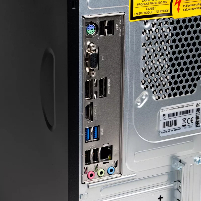 Datoru IT Intel i7-14700 SSD M.2 NVMe