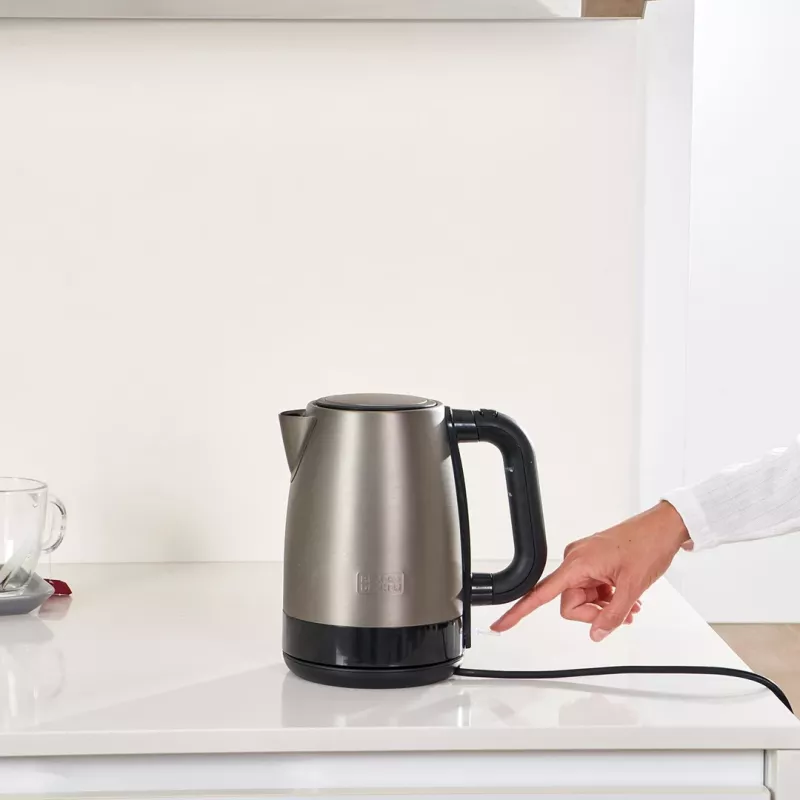 Black+Decker elektriskā tējkanna BXKE2201E