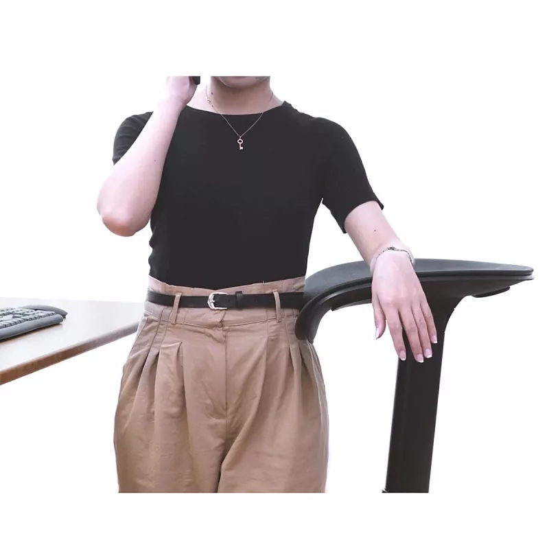 Ergonomiskais krēsls MACLEAN MC-872 — regulējams augstums, atgāšanās mehānisms