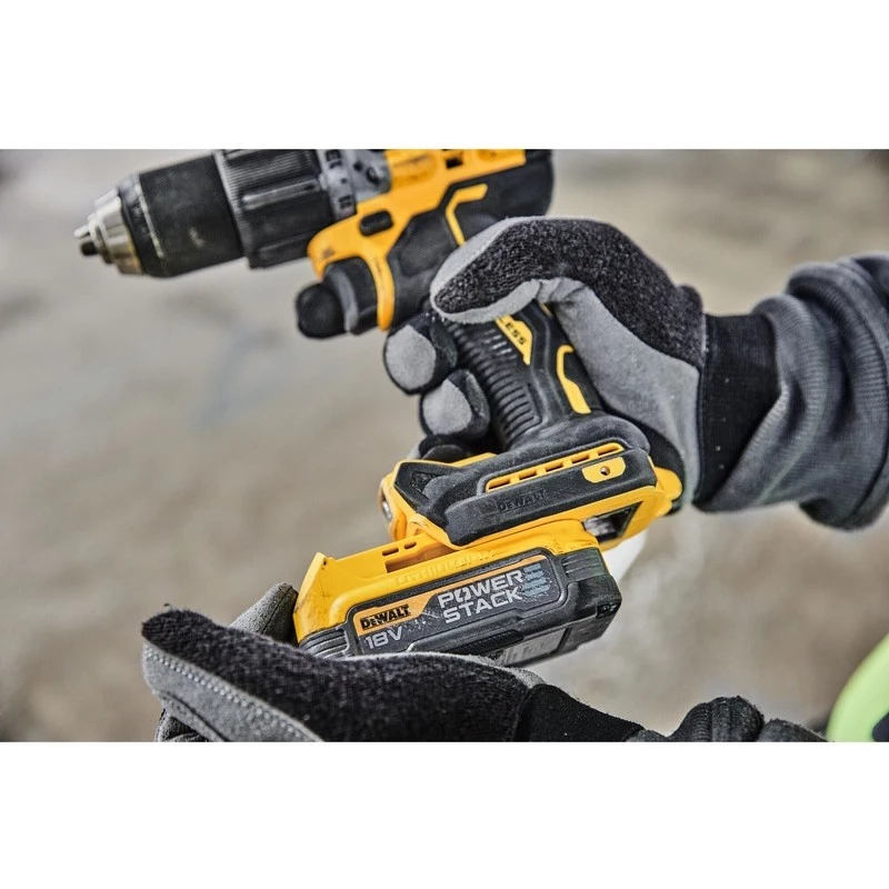 Pistoles roktura urbjmašīna DeWalt DCD805NT-XJ — 18 V bezsuku motors, 2000 apgr./min, 90 N·m, 13 mm patrona, 1,34 kg
