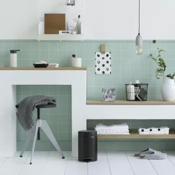 Brabantia pedāļa spainis newIcon apaļš, melns (11 33 21)