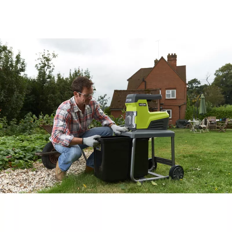 Ryobi RSH3045U - Smalcinātājs - Elektrisks - 3000 W - Griešanas jauda: 45 mm - 21 kg