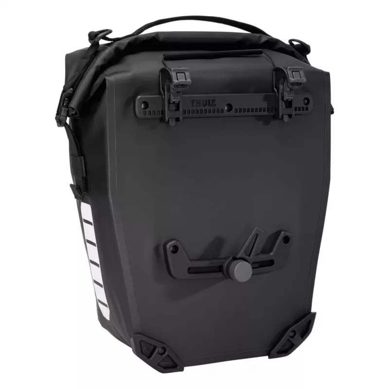 Thule 5406 Shield commuter pannier 22L melns