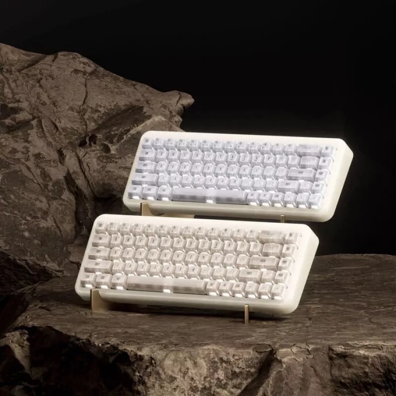 Mehāniskā spēļu tastatūra AKKO YU01 balta Jade 65% RGB ar Piano Pro slēdžiem