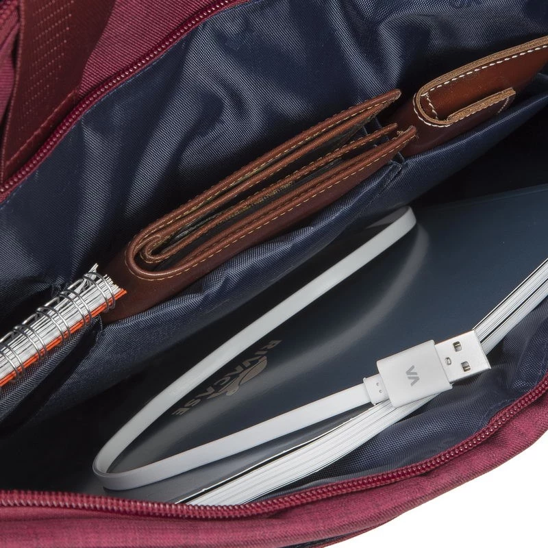 Portfelis Rivacase 8335 39,6 cm (15,6 collas) sarkans