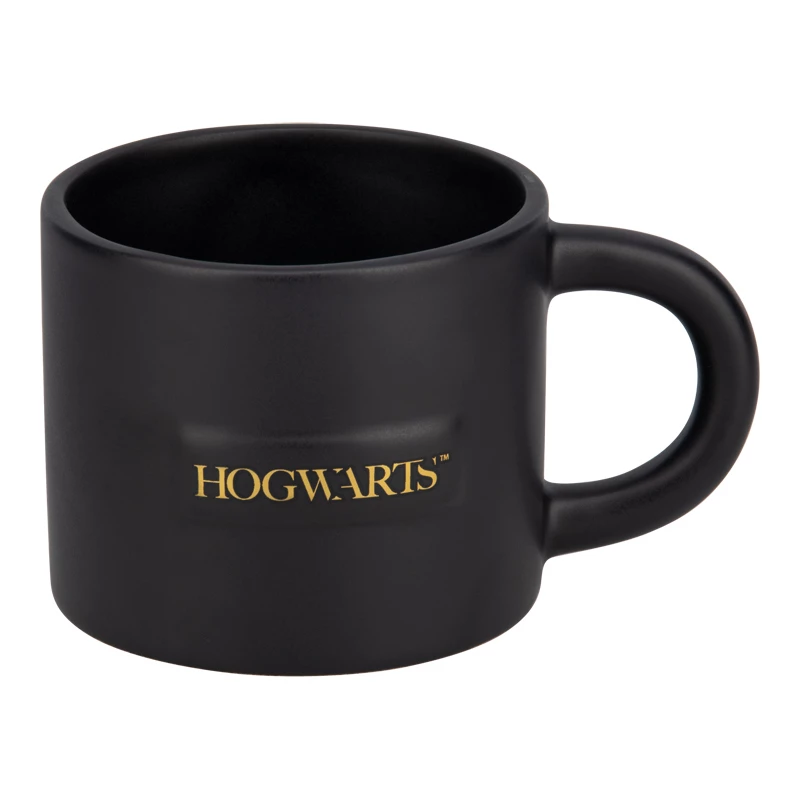 Keramikas krūze Paladone Hogwarts Crest reljefa krūze – reljefs Cūkkārpas ģerboņa dizains, standarta 330–400 ml tilpums