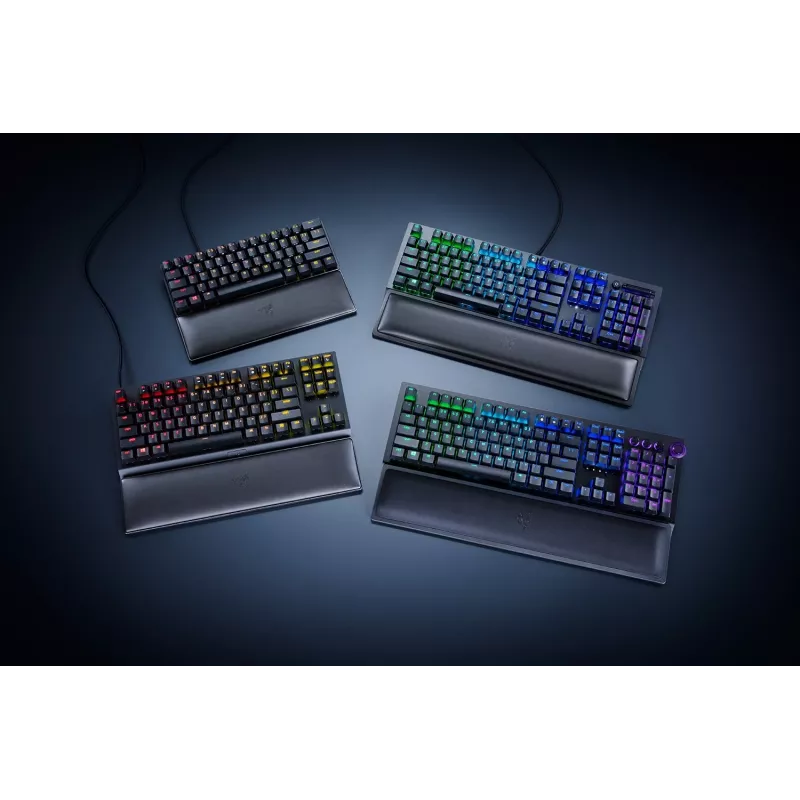 Plaukstas balsts Razer RC21-01710100-R3M1 — mākslīgā āda, atmiņas putas, 356 mm × 8,9 mm, melns