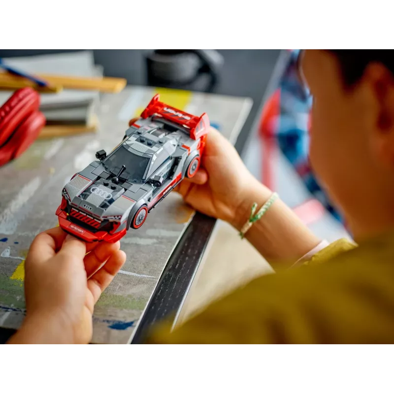 Lego Speed Champions 76921 Audi S1 E-Tron Quattro sacīkšu auto komplekts