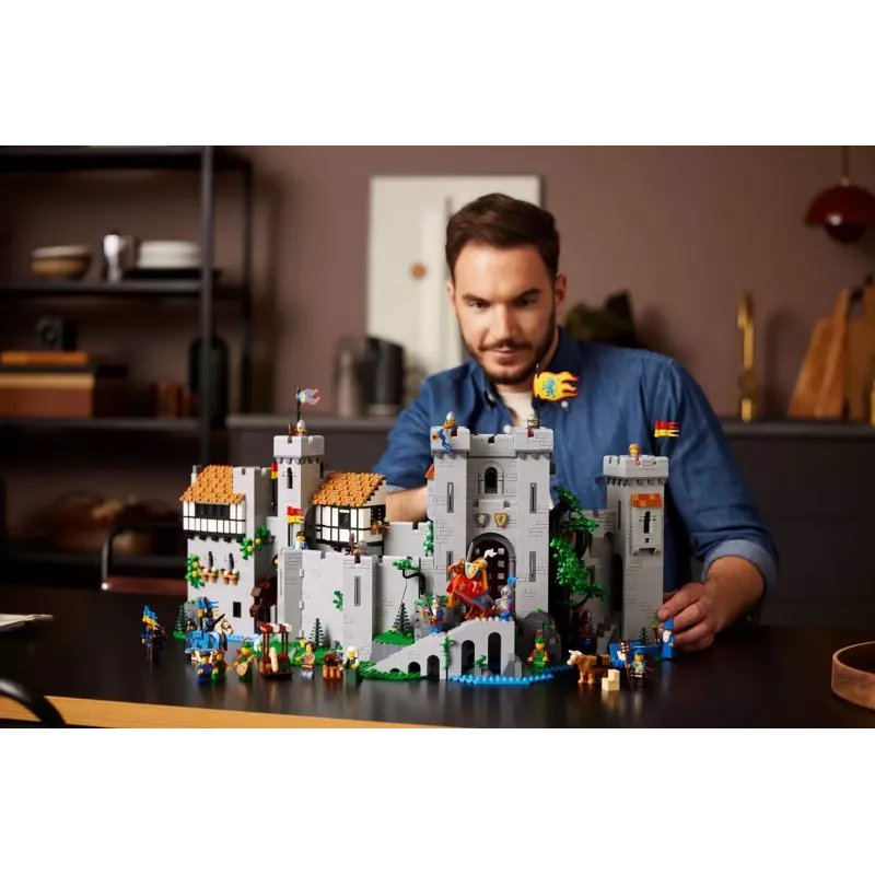 LEGO ICONS 10305 Lauvas Bruņinieku pils
