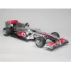 REVELL plastmasas modelis McLaren Mercedes MP4-25 Lewis Hamilton — 1:24 mēroga komplekts