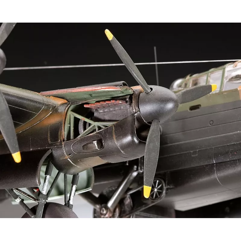 Revell Lancaster B. Iii Dambusters (04295) 1:72 mēroga lidmašīnas plastmasas modelis
