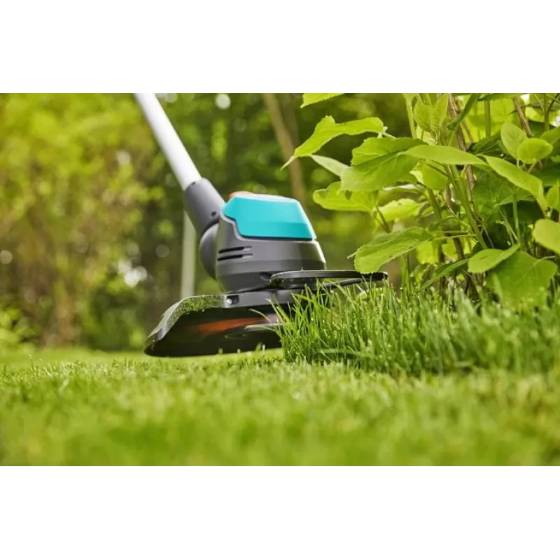 Gardena EasyCut 23/18V Ready-To-Use Set - zāles trimmeris - bezvadu 2 Ah - griešanas platums: 230 mm - 2,4 kg (14700-20)