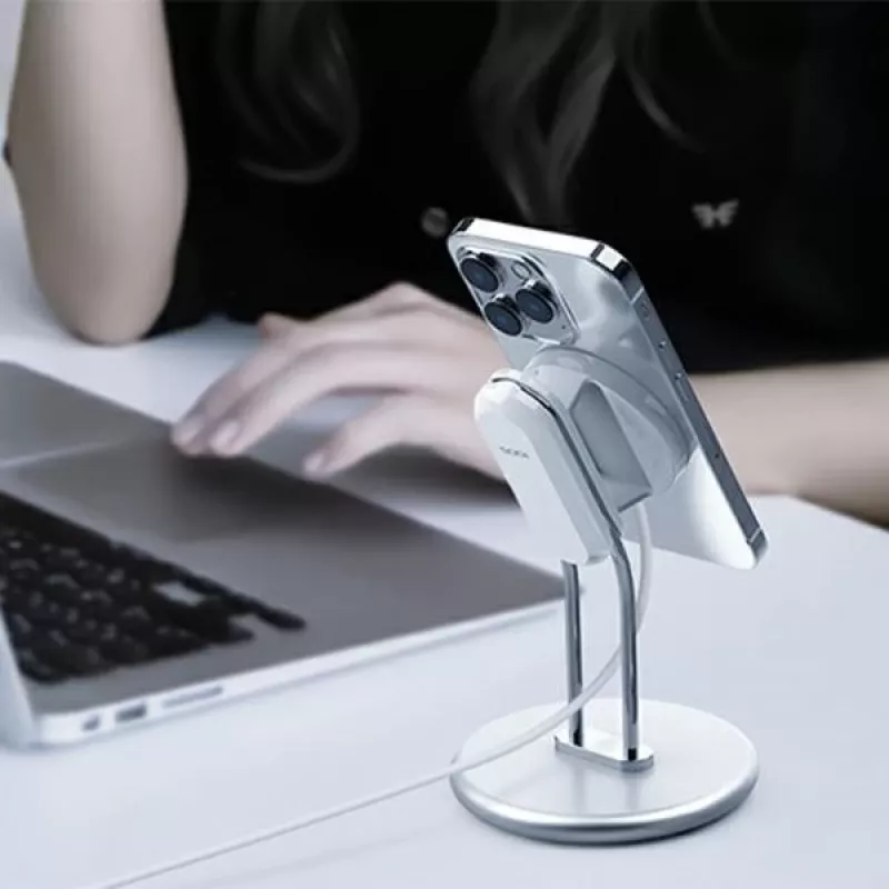 Tālruņa statīvs SODI SIM-300 sudraba MagSafe — galda turētājs MagSafe saderīgam iPhone