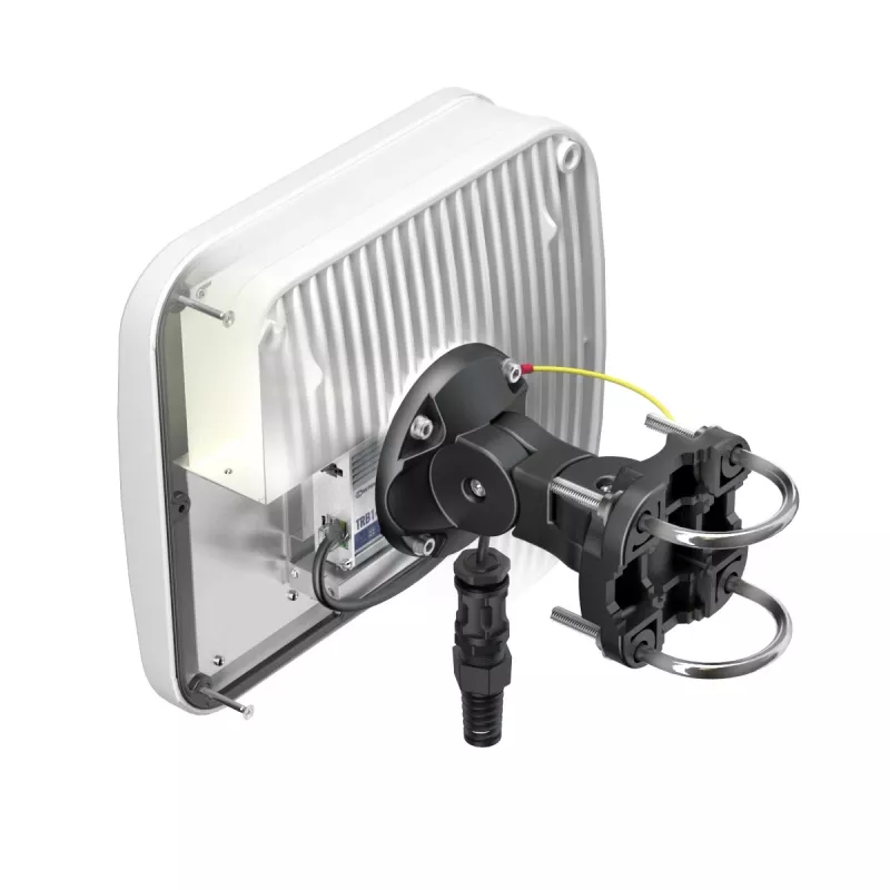 Virziena tīkla antena QuWireless QuMax — virziena PoE/LAN antena 0.694–2.7 GHz, līdz 6 dBi, balta