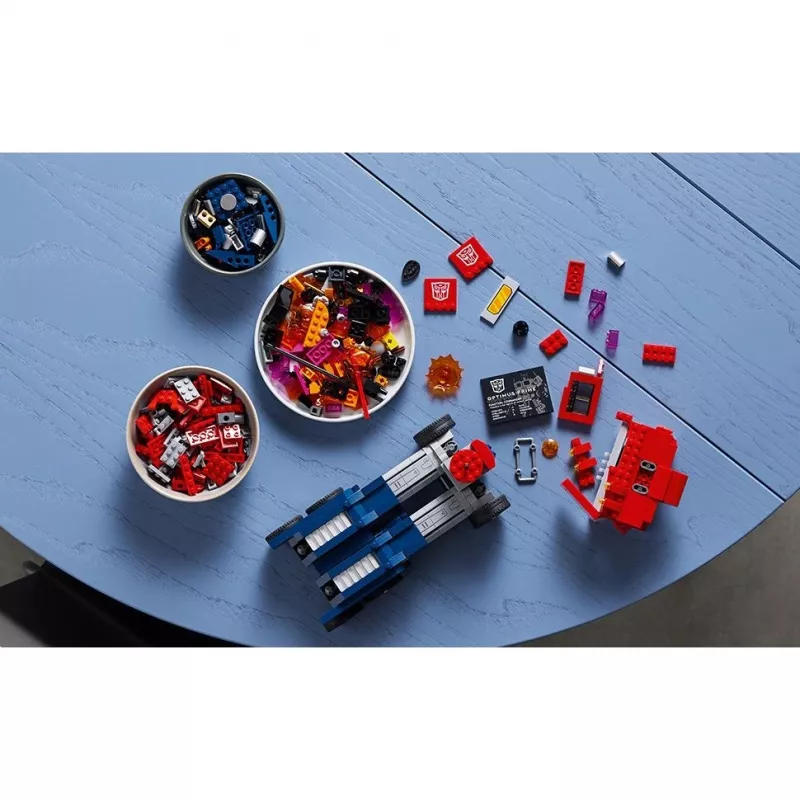LEGO® 10302 Icons Optimus Prime, Transformers robotu modeļa komplekts