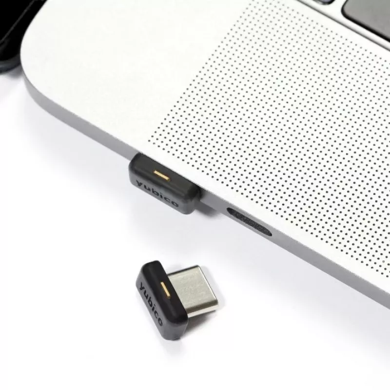 YubiKey Yubico 5C Nano FIPS drošības atslēga 2048 bitu RSA