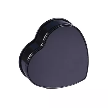 Le Creuset Cepamtrauki 25cm Sirds formas atsperu kūku forma