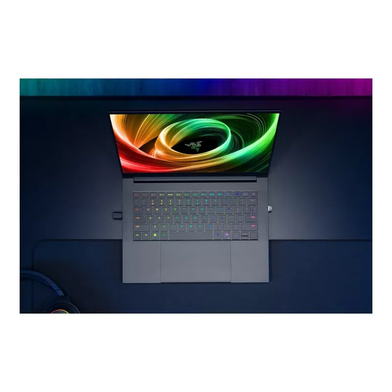 Laptop Razer Blade 14 — 14 inch QHD+ 120 Hz OLED, AMD R9-365, 32GB RAM, 1TB SSD, NVIDIA GeForce RTX 5070, English backlit tastatūra, 2‑year warranty