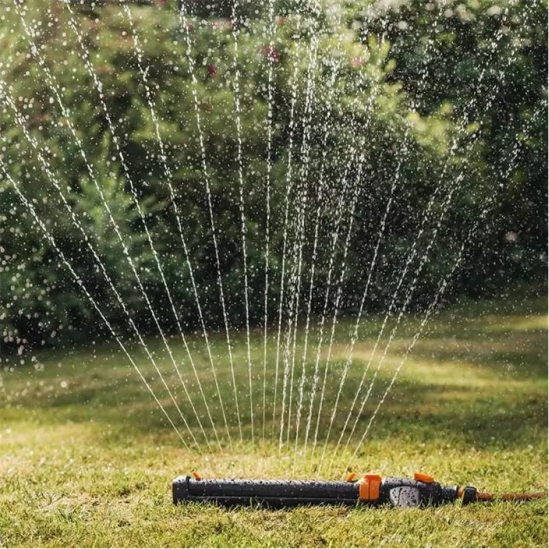 Fiskars 1027028 ūdens smidzinātājs Svārstīgais ūdens smidzinātājs Melns, Oranžs