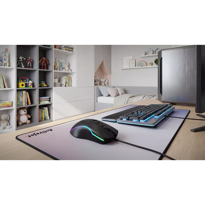 Vadu apsildāmā spēļu pele ActiveJet AMY-W390 — piemērota abām rokām, optiskā 2000 DPI, USB Type-A, 4 pogas, melna