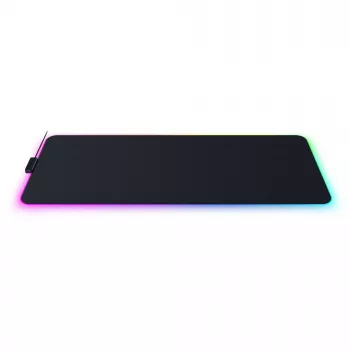 Spēļu peles paliktnis Razer Strider Chroma – poliestera virsma, 370×900 mm, melna, daudzkrāsu fona apgaismojums