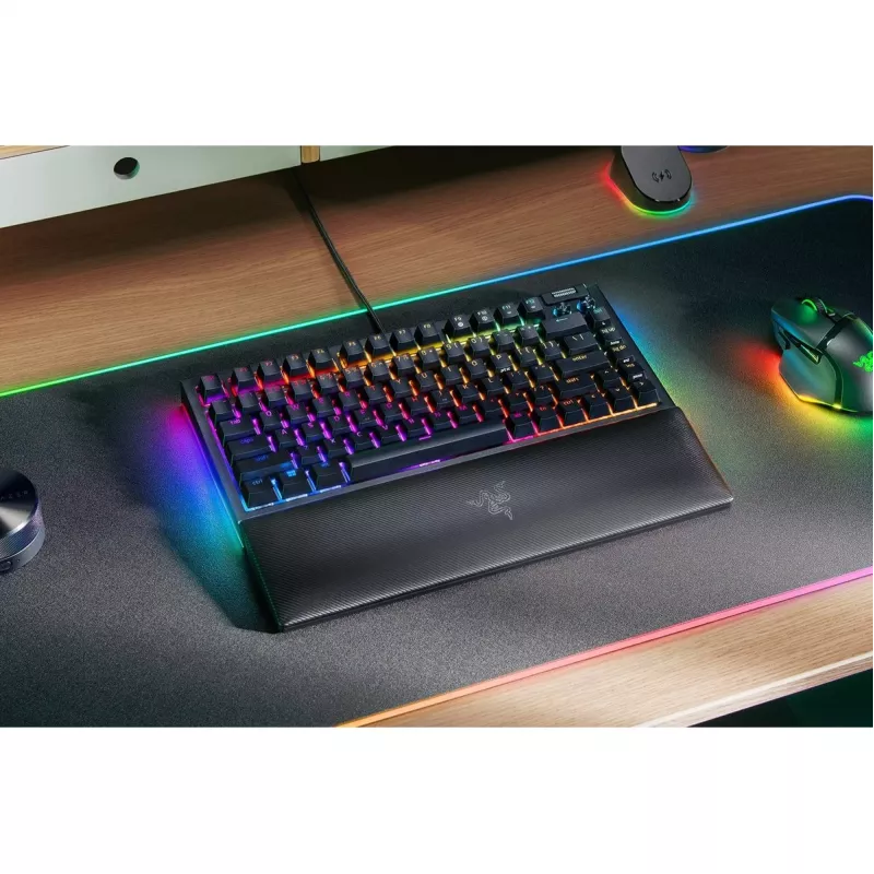 Klaviatūra Razer MelnsWidow V4 spēļu USB QWERTY US English melna