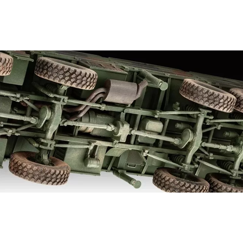 Plastmasas modelēšanas komplekts REVELL Man 10T Milgl 8x8 Truck 1/35 mērogā