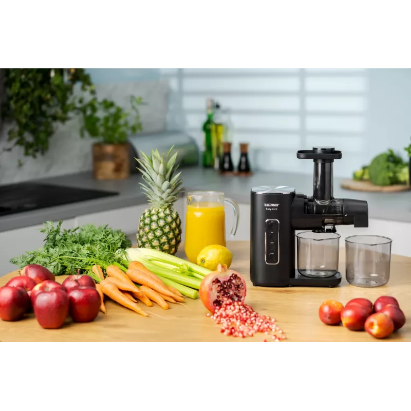 Sulu spiede ZELMER ZJP3900 EasyJuice 700W 1.5L centrbēdzes sulu spiede ar 700 W motoru un 1,5 l mīkstuma tvertni