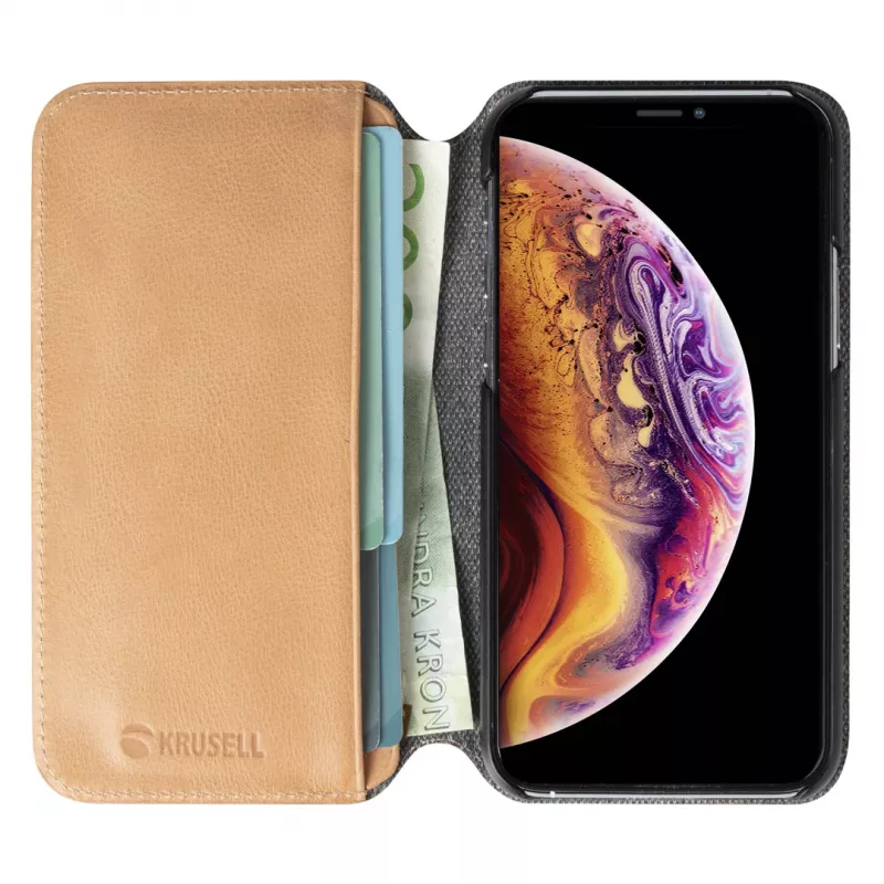 Telefona maciņš Krusell Sunne Apple iPhone 11 Pro Max — vintage nude, folija maciņš ar karšu nodalījumiem