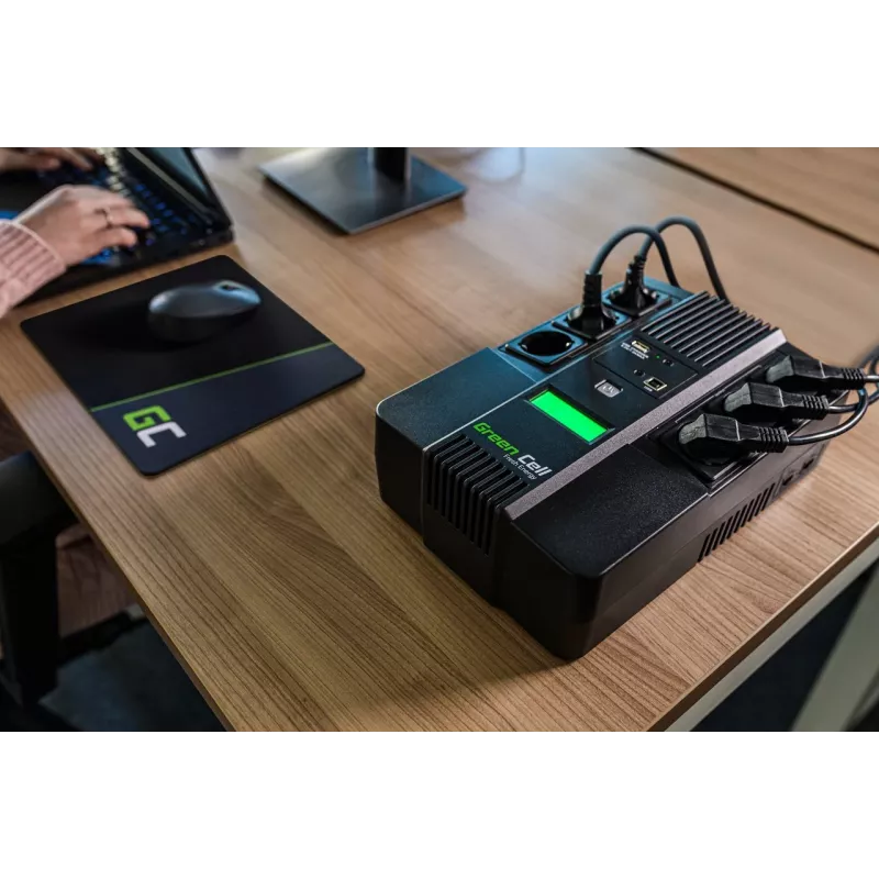 Green Cell AiO 800VA LCD nepārtrauktās barošanas avots (UPS) Line-Interactive 0.8 kVA 480 W 6 AC kontaktligzdas