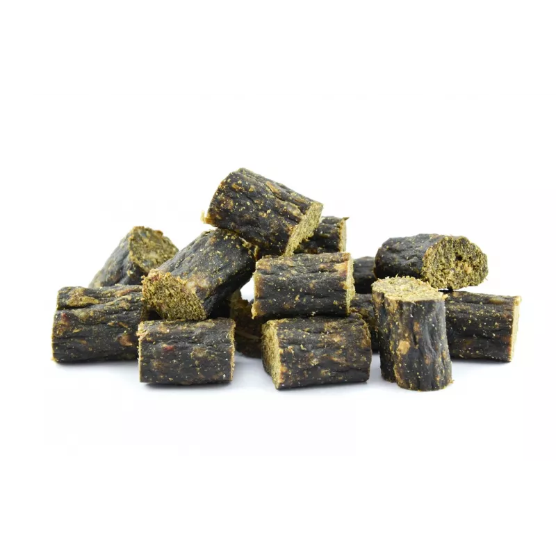 MACED Super Premium Naturel mīksts trusis ar rozmarīnu - suņu gardums - 100g